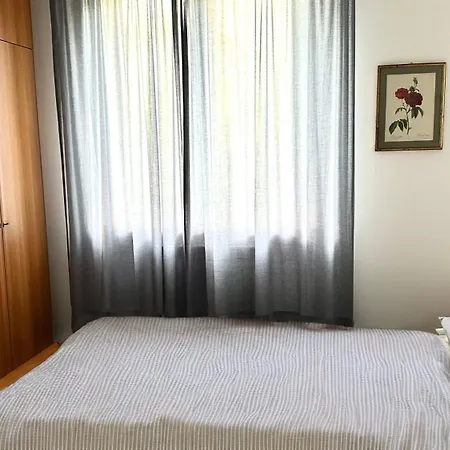 M102 - Marcelli, Delizioso Trilocale Con Giardino *
