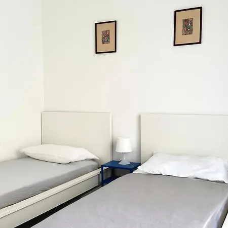 Appartamento M102 - Marcelli, Delizioso Trilocale Con Giardino Marcelli